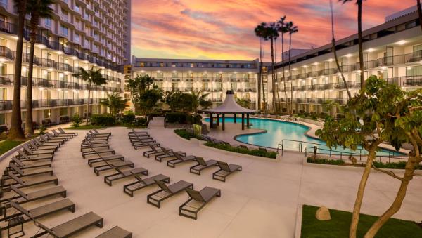 Los Angeles Airport Marriott